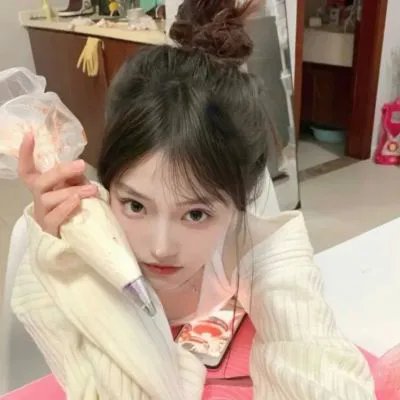 战火中的小狐狸